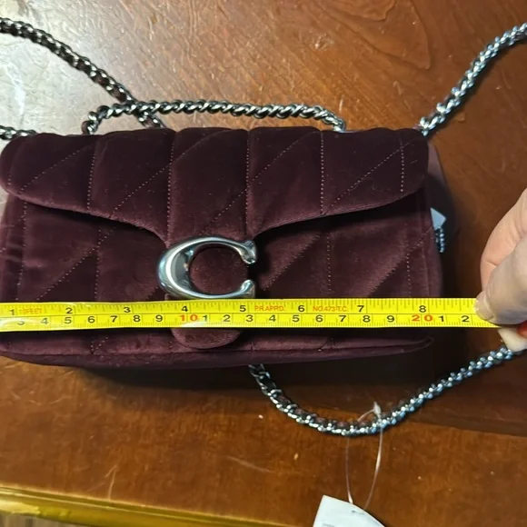 NWT coach Tabby Shoulder Bag With Quilting - Picture 4 of 6